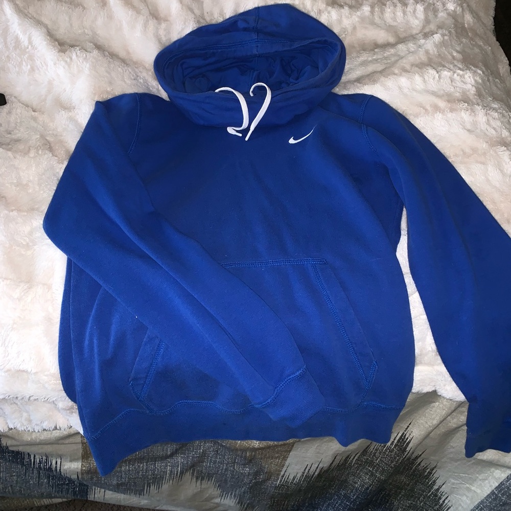Nike sweatshirt